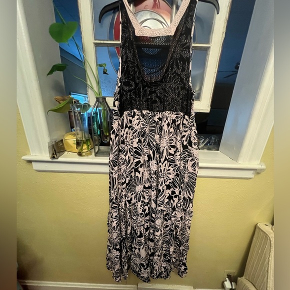 NEW Free People Intimately Tiers To You Maxi Dress Pink/Black Oversized Women M - Picture 5 of 10
